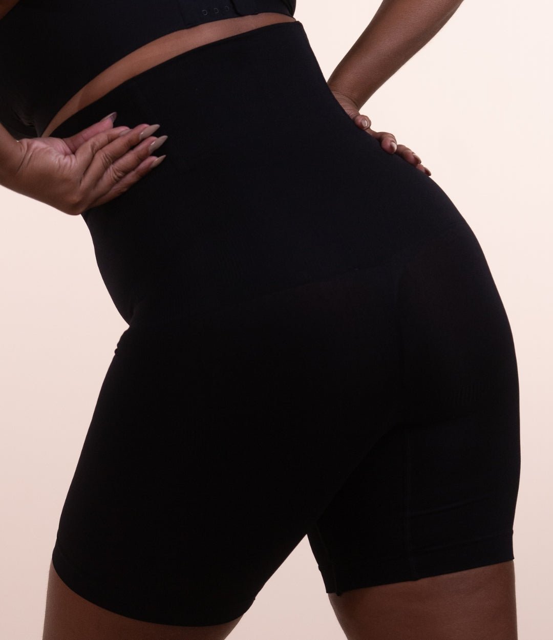 2 Up Shapers - Bermudas Modeladoras que Não Enrolam - Compre 1 Leve 2 - Direct Ofertas