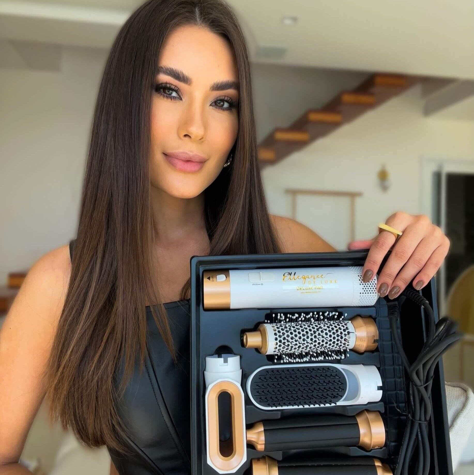 Escova Modeladora 5 em 1 - DeLuxe Hair™ 2025 - Original® - Direct Ofertas