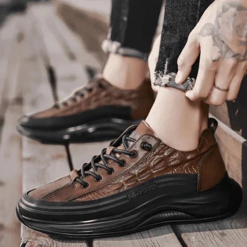 Tênis Masculino Estilo Couro De Crocodilo + Relogio de Brinde - Direct Ofertas